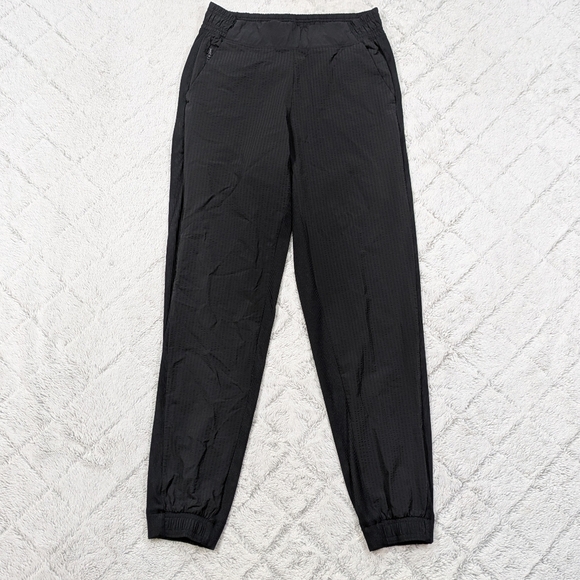 Athleta Pants - Athleta Pants Women's 2 Black Textured Brooklyn Jogger Nylon Light Run Travel